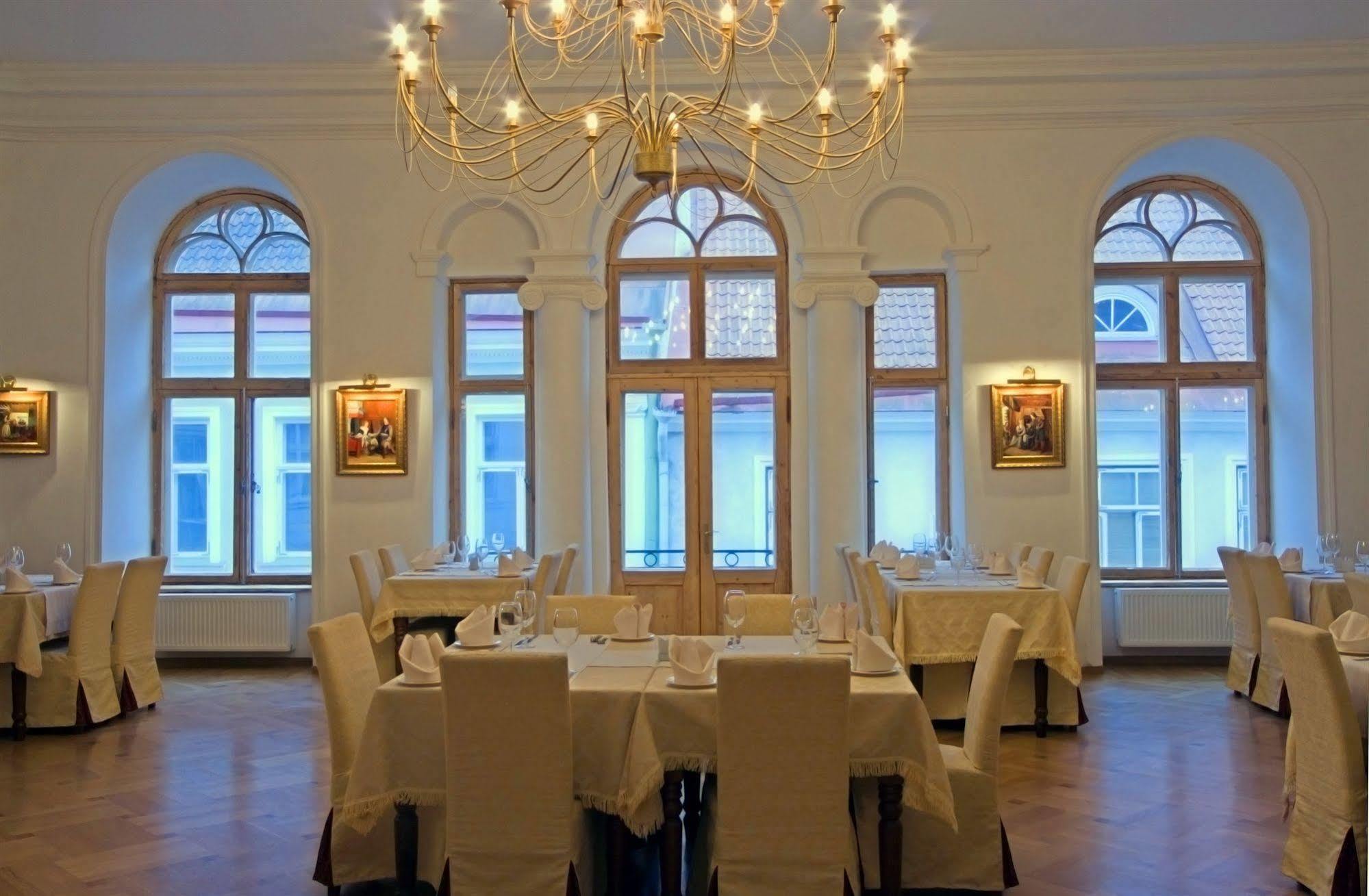 St.Olav Hotel Талин Ресторант снимка